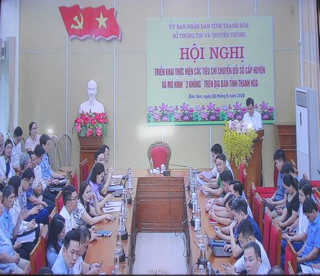Description: Hội nghị tại Trung tâm hội nghị thị xã Bỉm Sơn.
